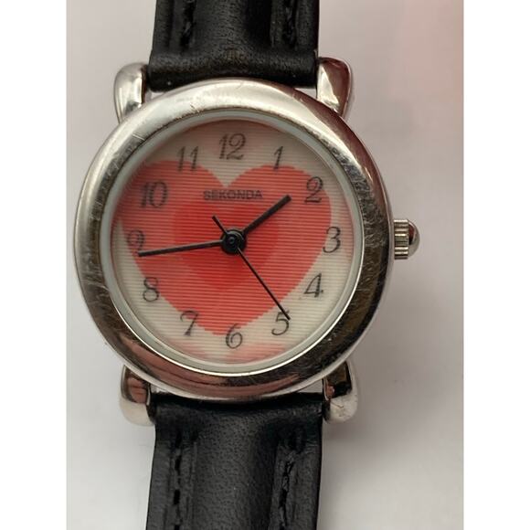 SEKONDA Women's Quartz Watch  - Shimmering Changing Heart Face New Battery/ Band - Picture 2 of 10